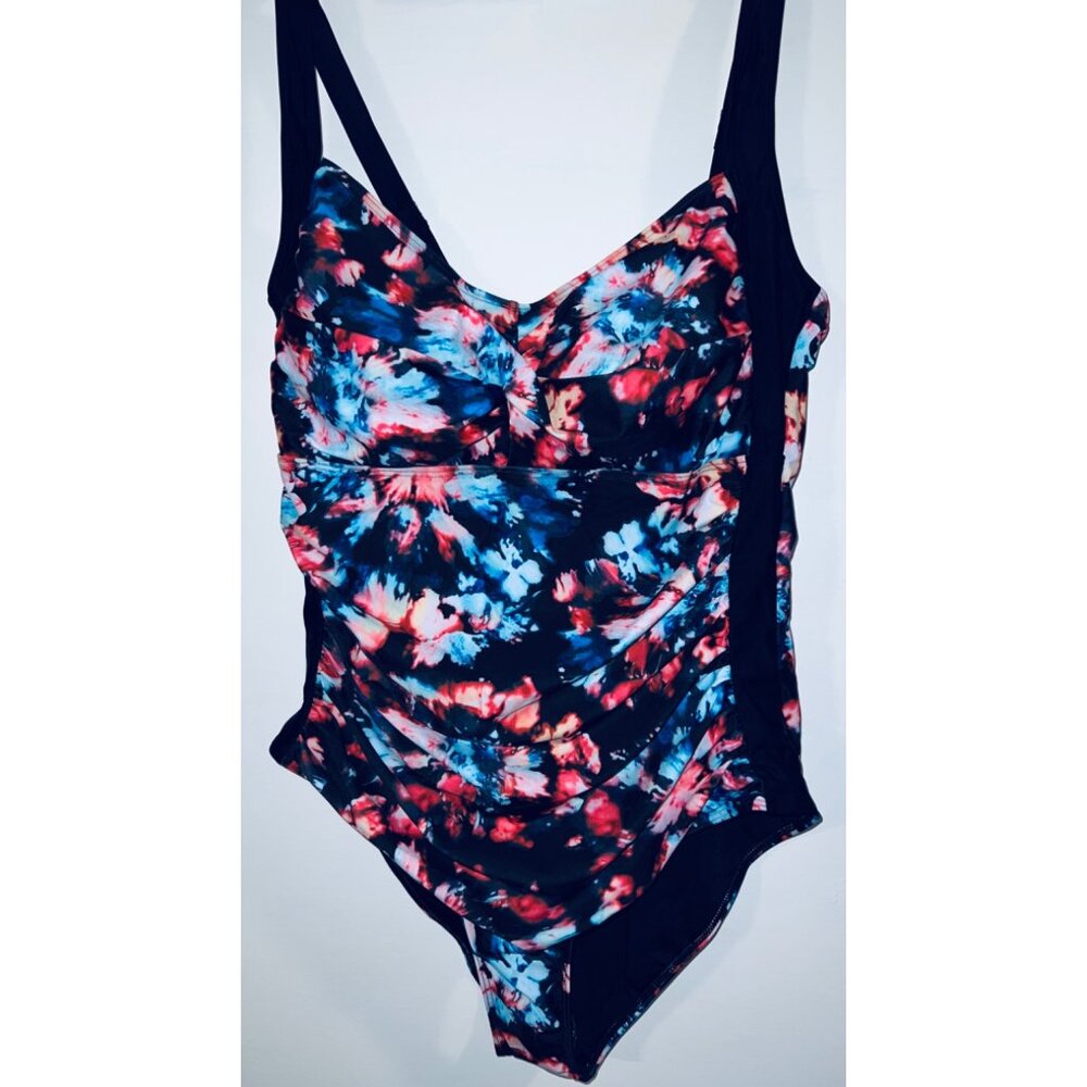 NEW Bloomchic Womens Swim Suit 20 Black Floral Padded Bra Adj Straps NWT